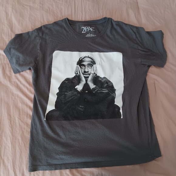 Tops - 2 Pac Shirt size L